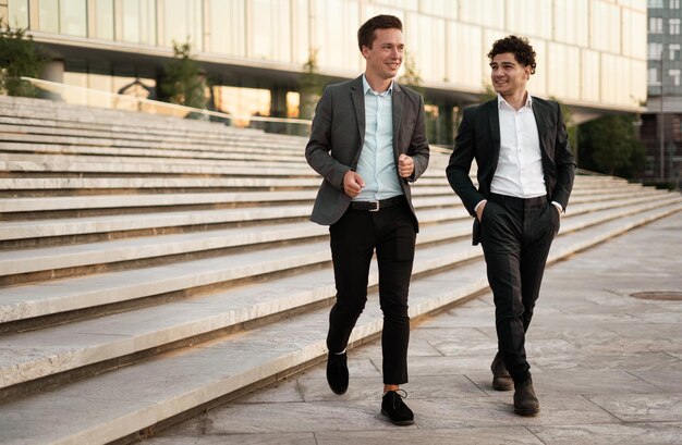 Slim Fits vs Relaxed Fits